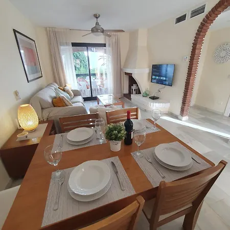 Club Calahonda Walking Distance To Apartment *